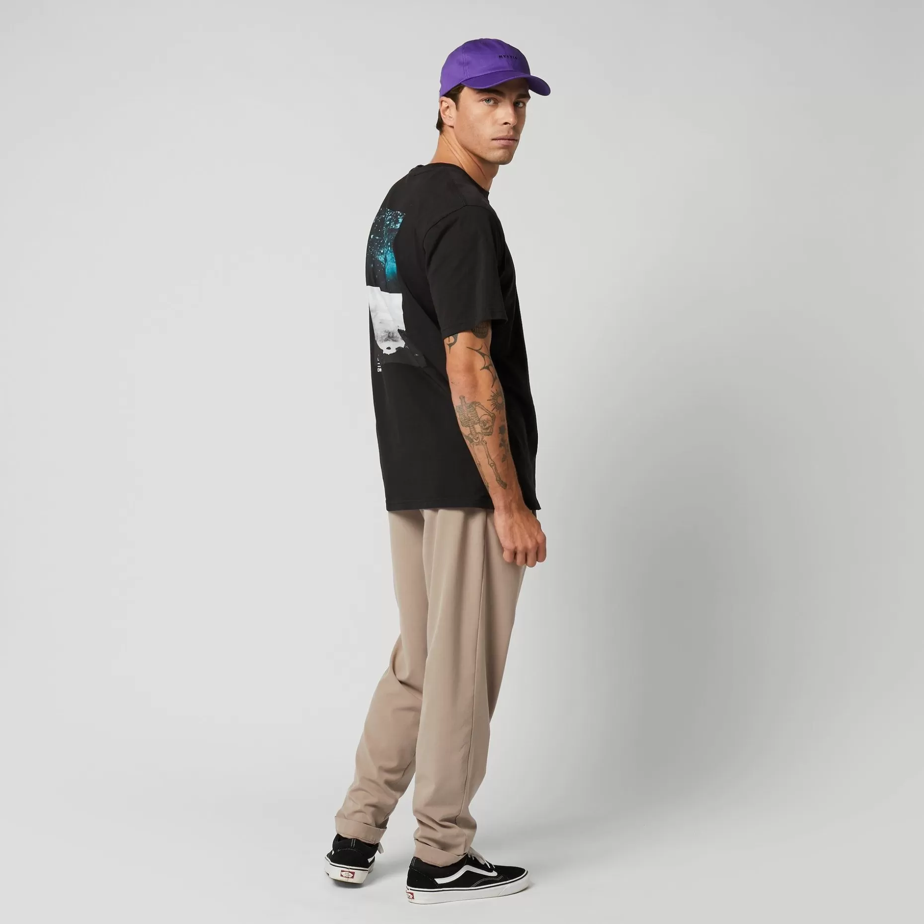 Mystic T-Shirts>Wanderer